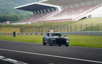 Jízda v supersportu Chevrolet Camaro 2014