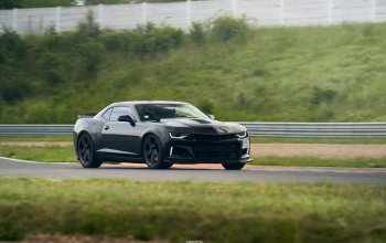 Jízda v supersportu Chevrolet Camaro 2014