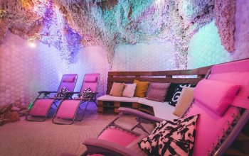 Noc v solné jeskyni + privátní sauna