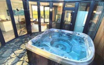 1 noc ve Ville Kořenec + letní grilování