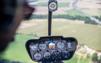 Vyhlídkové lety vrtulníkem