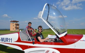 Pilotem ultralehkého letadla na zkoušku