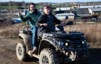 Jízda na čtyřkolce ATV na specializované trati (i pro děti)