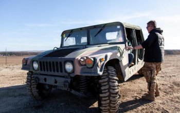 Řízení legendárního vozu Humvee Praha