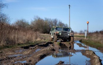 Řízení legendárního vozu Humvee Praha
