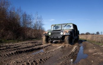 Řízení legendárního vozu Humvee Praha