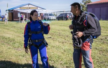 Tandemový seskok padákem