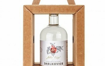 Přírodní dárkové balení ovocných pálenek: 0,5 l