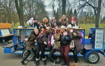 Praha: Beerbike s 30kg soudkem piva