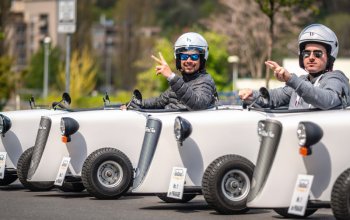 Jízda v mini autech Hot Rod po Praze