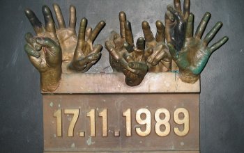 Úniková hra: Doupě revoluce Praha