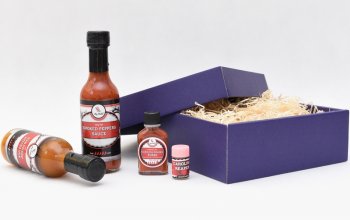 Dárkové balení extrémně pálivých chilli omáček…