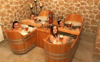 Pivní koupel s neomezenou konzumací piva Bernard Praha