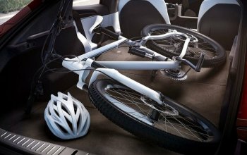 PŘEDPRODEJ: Jízda nejrychlejší Teslou S Plaid