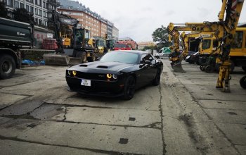 Zážitková jízda autem Dodge Challenger Praha