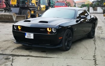 Zážitková jízda autem Dodge Challenger
