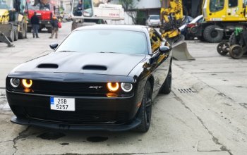 Zážitková jízda autem Dodge Challenger