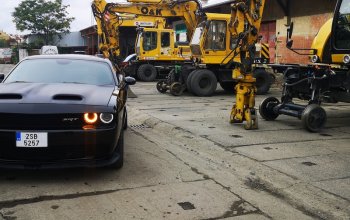 Zážitková jízda autem Dodge Challenger
