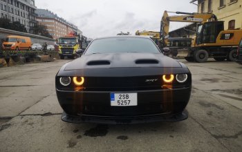 Zážitková jízda autem Dodge Challenger
