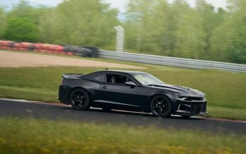 Jízda v supersportu Chevrolet Camaro 2014