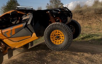 Jízda v buggy CAN-AM Maverick X
