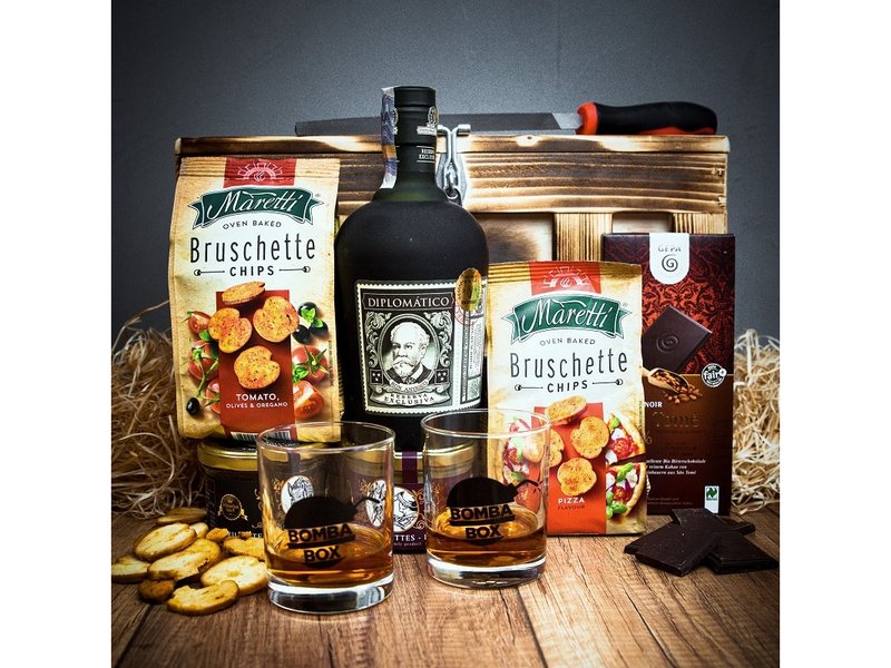 Dárková truhla s rumem Diplomático Celá ČR