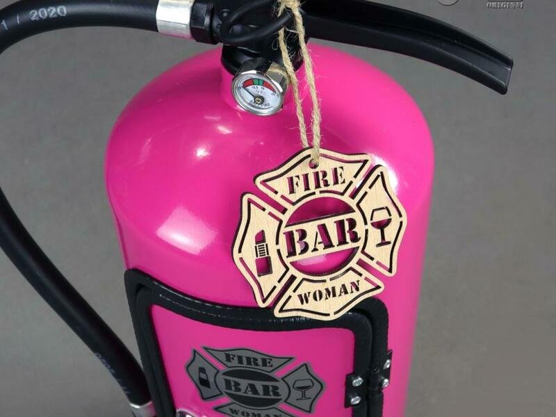 Hasicí bar s láhví alkoholu: Růžový