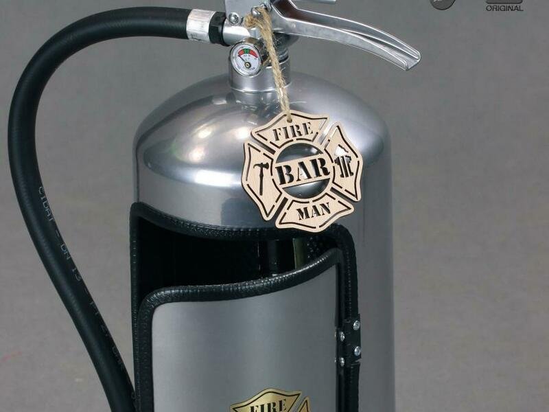 Hasicí bar s láhví alkoholu: Chromový