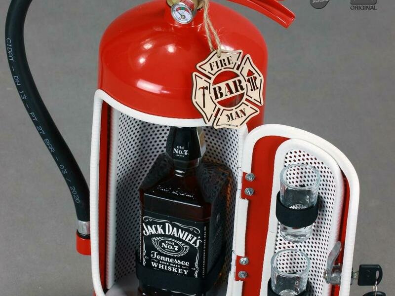 Hasicí bar s láhví alkoholu: Červeno-bílý