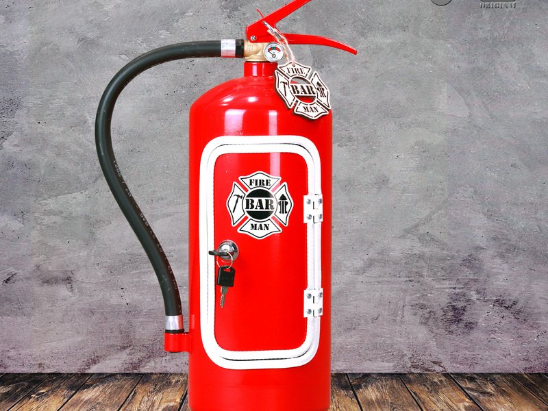 Hasicí bar s láhví alkoholu: Červeno-bílý