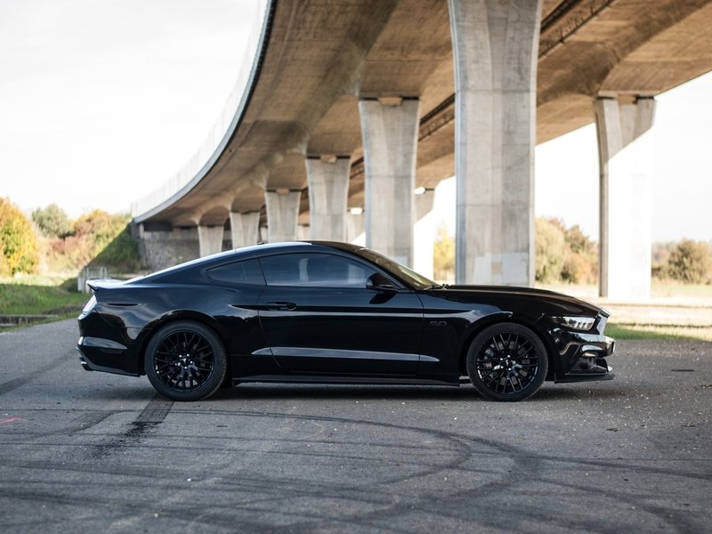 Jízda v supersportu Ford Mustang 5.0 V8 GT
