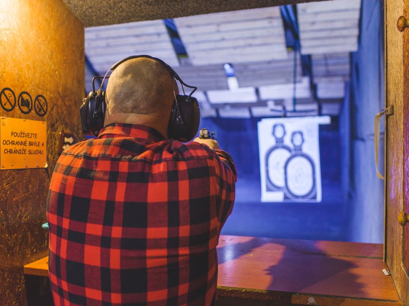Střelba na kryté střelnici