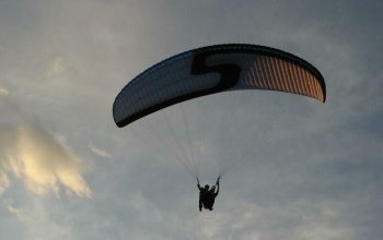 Tandem paragliding po celé ČR jako dárek – dárek a zážitek