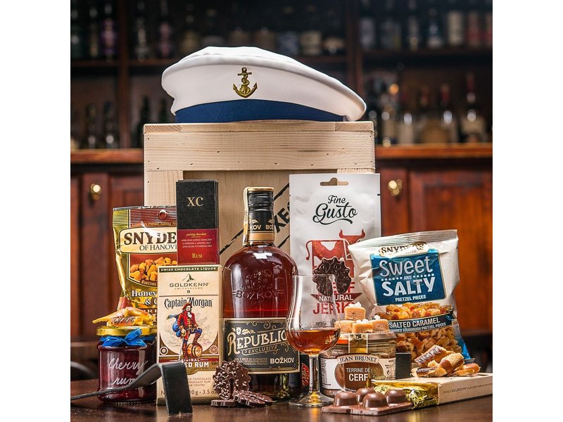 Originální dárková bedna s rumem Republica Celá ČR