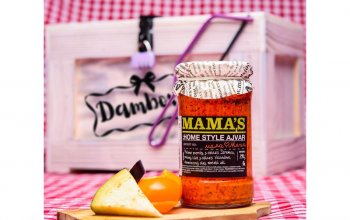 Dámská dárková truhla se specialitami ze světa Celá ČR