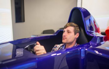 Závodní simulátor Formule 1