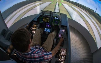 Letecký simulátor stíhačky F16