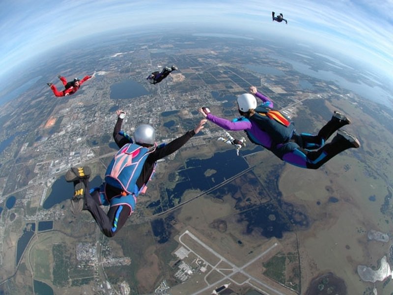 Základní parašutistický výcvik