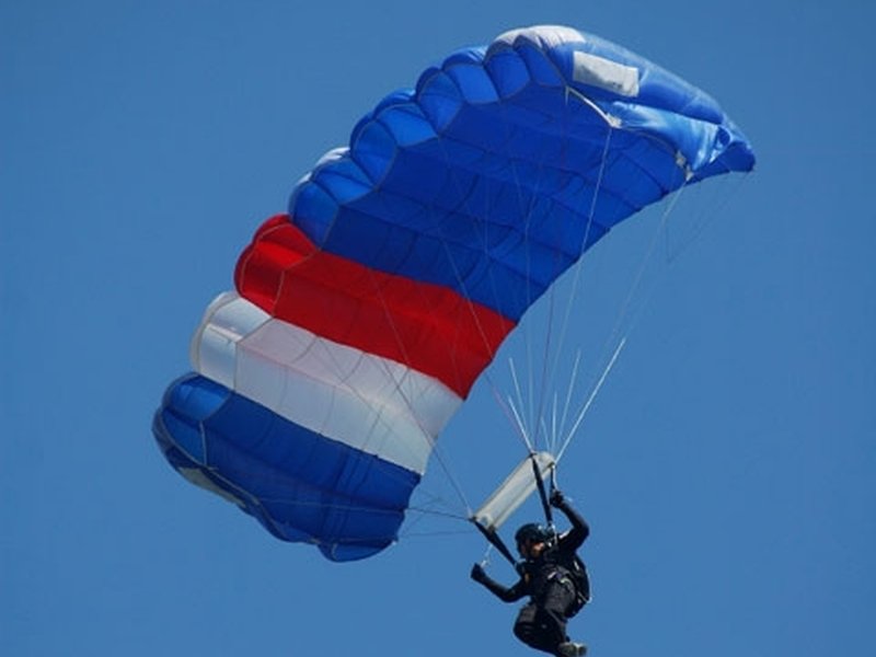 Základní parašutistický výcvik