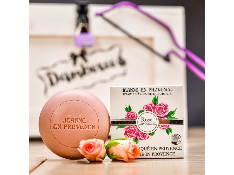 Dámská dárková truhla s tělovou kosmetikou Celá ČR