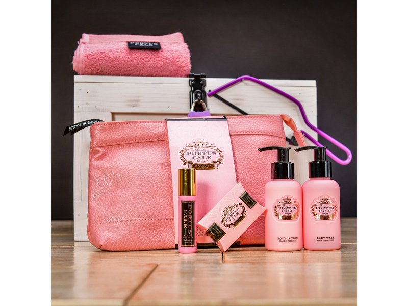 Dámská dárková truhla s tělovou kosmetikou Celá ČR