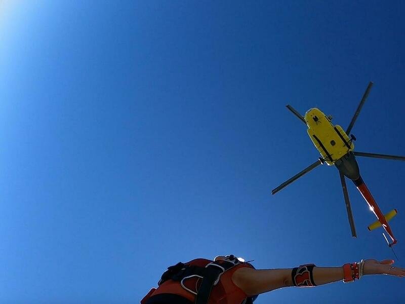 Tandemový seskok padákem