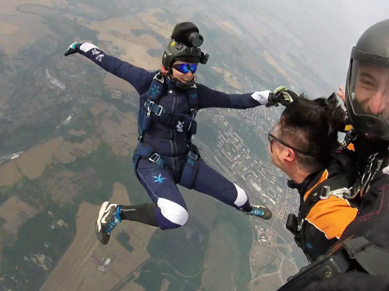 Tandemový seskok padákem