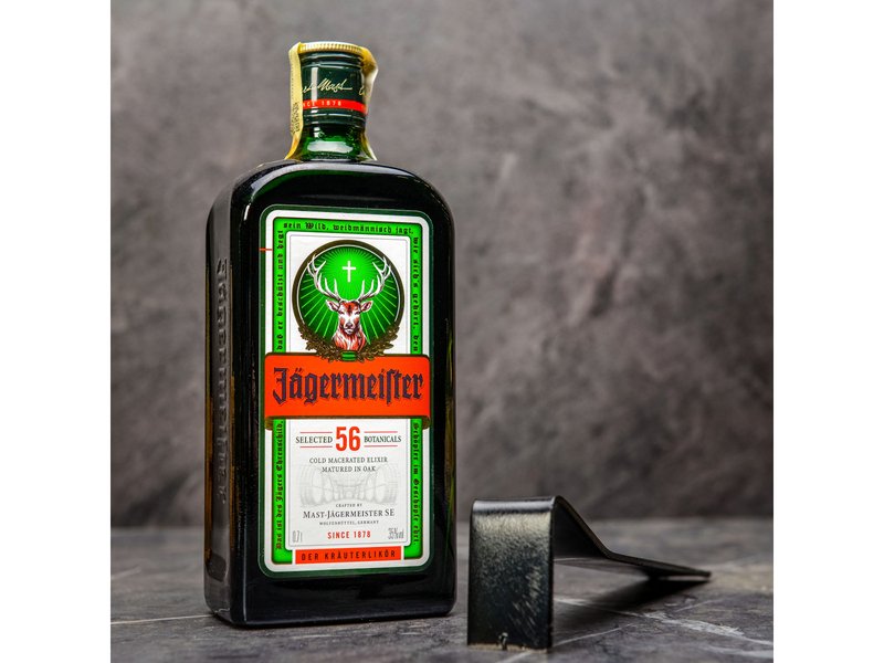 Originální dárková bedna s Jägermeisterem Celá ČR