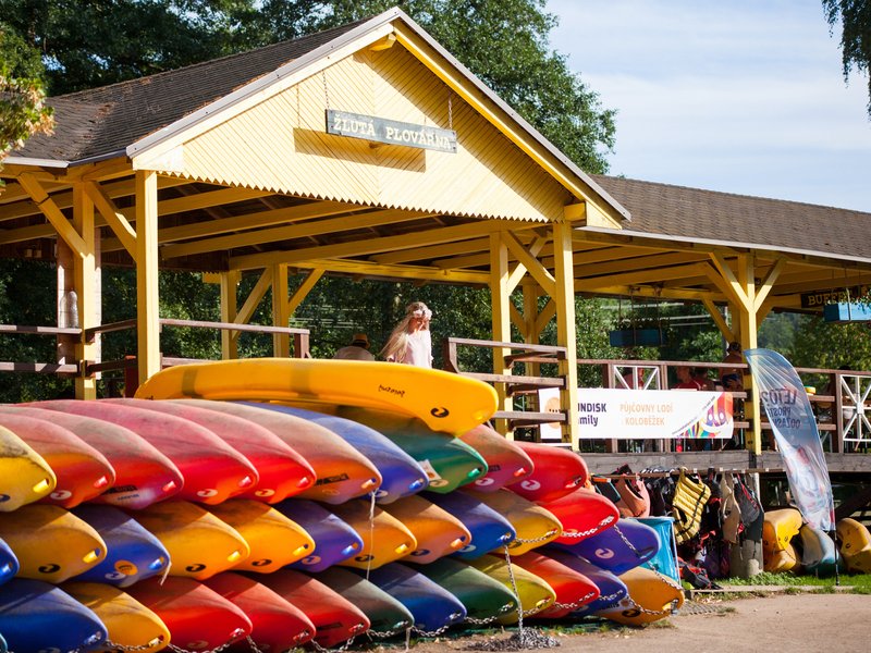 Akční den na koloběžce a kánoi