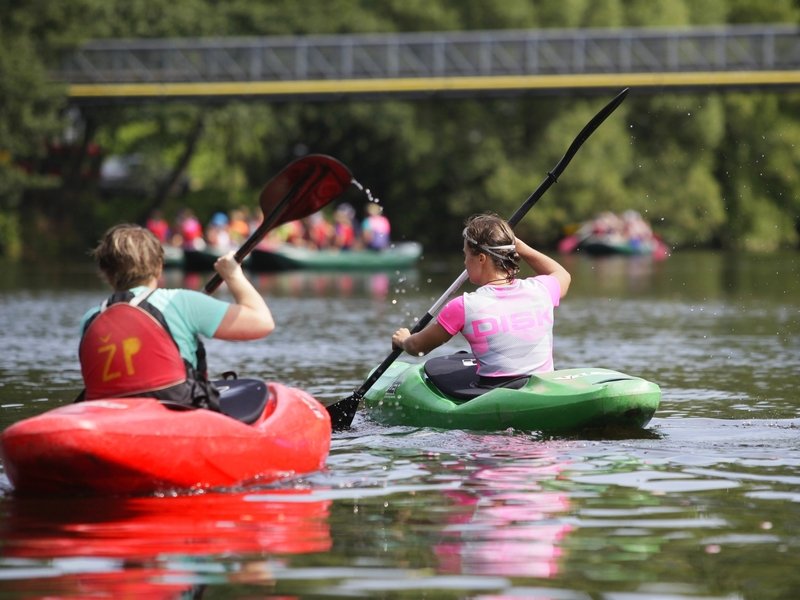 Akční den na koloběžce a kánoi