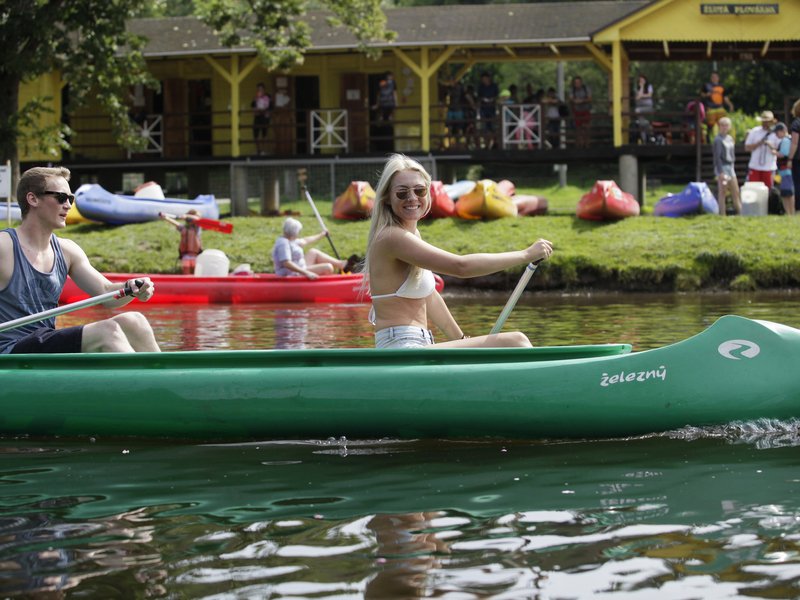Akční den na koloběžce a kánoi