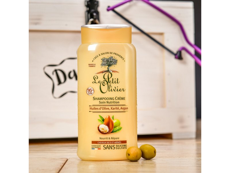 Dámská dárková truhla s vlasovou kosmetikou Celá ČR