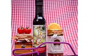 Dámská dárková truhla se specialitami ze světa Celá ČR