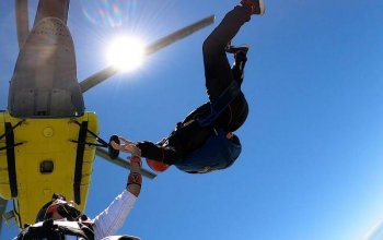 Tandemový seskok padákem